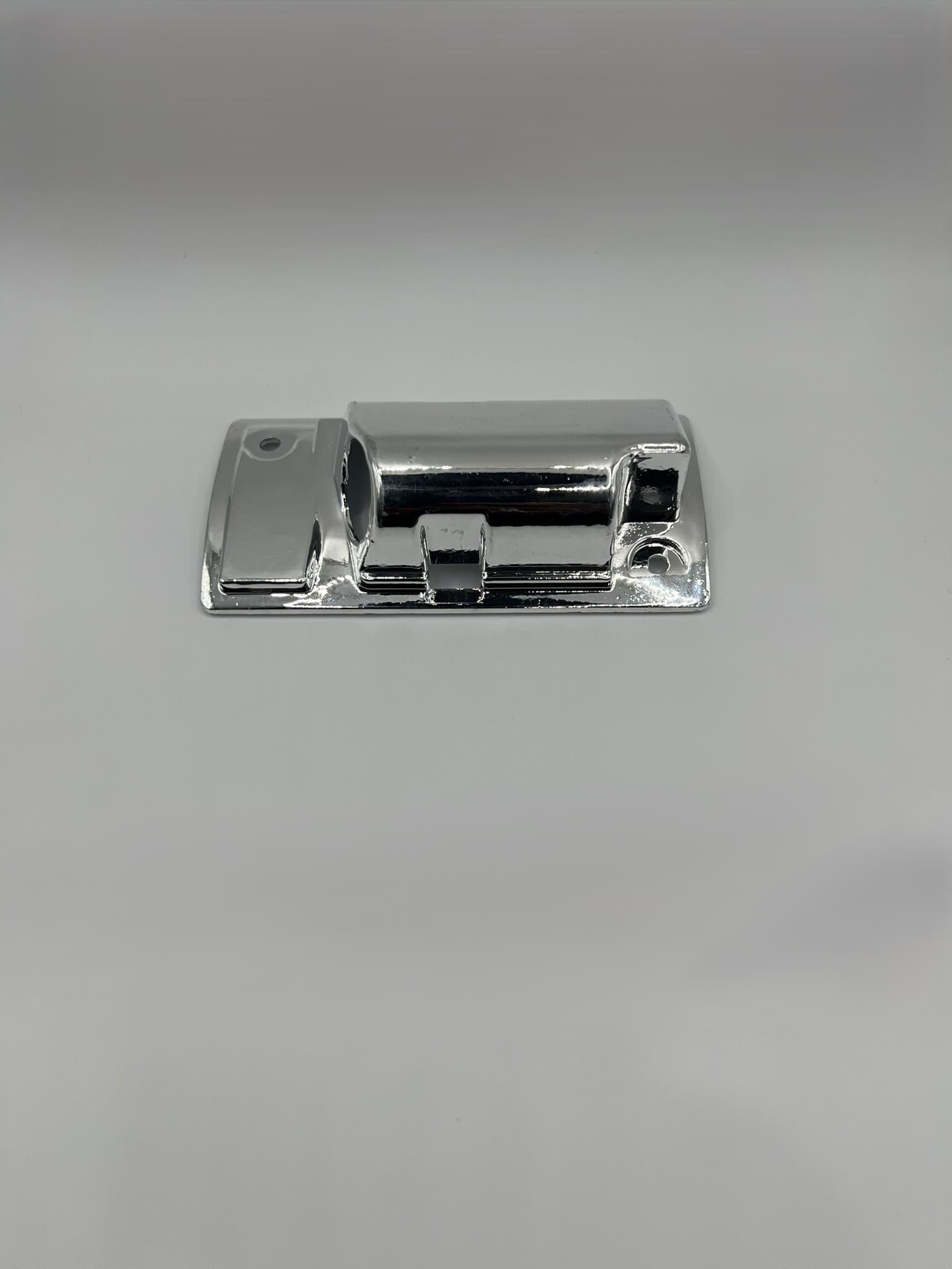 CHEVY GMC TRK CHROME DOME LIGHT HOUSING, 73-84