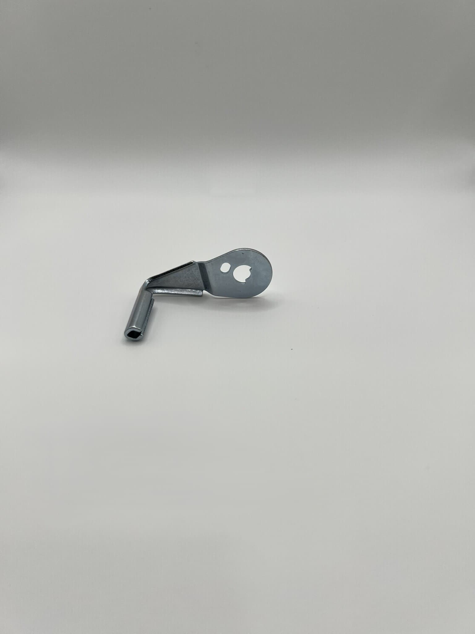 CHEVY GMC TRK BLAZ SUB DOOR LOCK PAWL RH