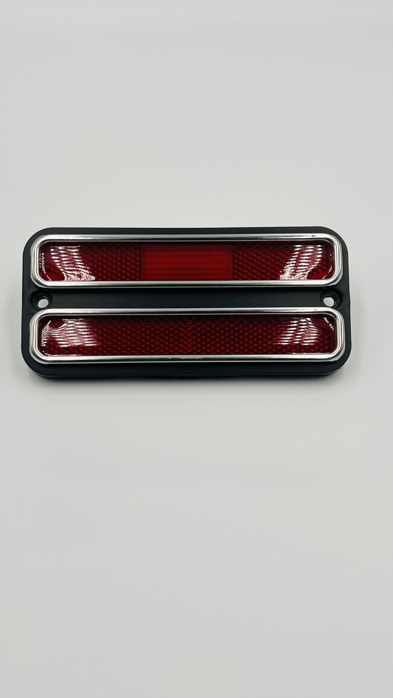 CHEVY GMC REAR SIDE MARKER LAMP RED-DELUXE 68-72 - Image 1