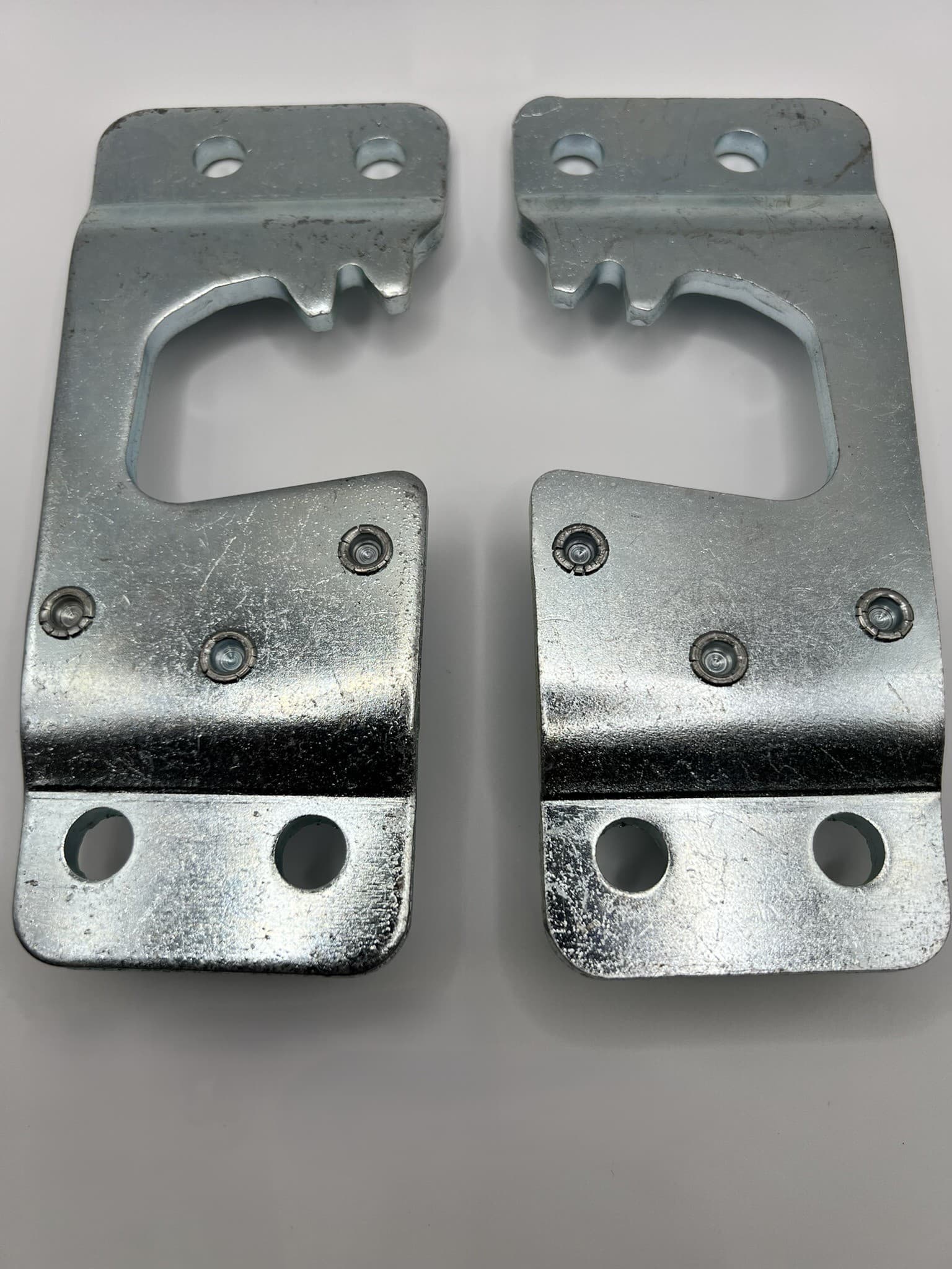 CHEVY GMC TRK DOOR STRIKER PLATES, PR 67-72 - Image 1